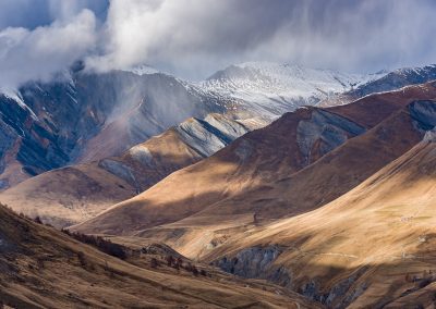 photos en harmonie paysage d'automne en montagne