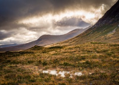 photos en harmonie paysage de tourbière en Ecosse avec ciel de nuages