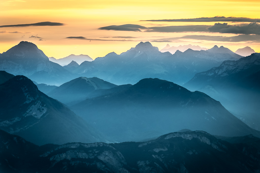 Lever de soleil sur le massif des Bauges