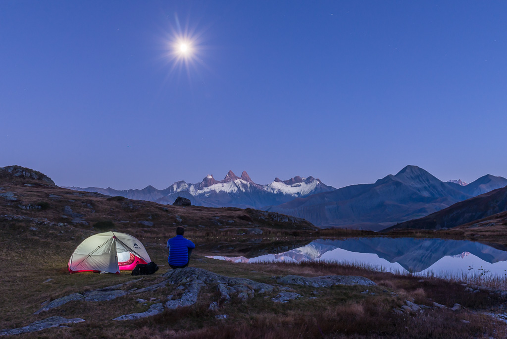 Bivouac au lac Guichard à la pleine lune