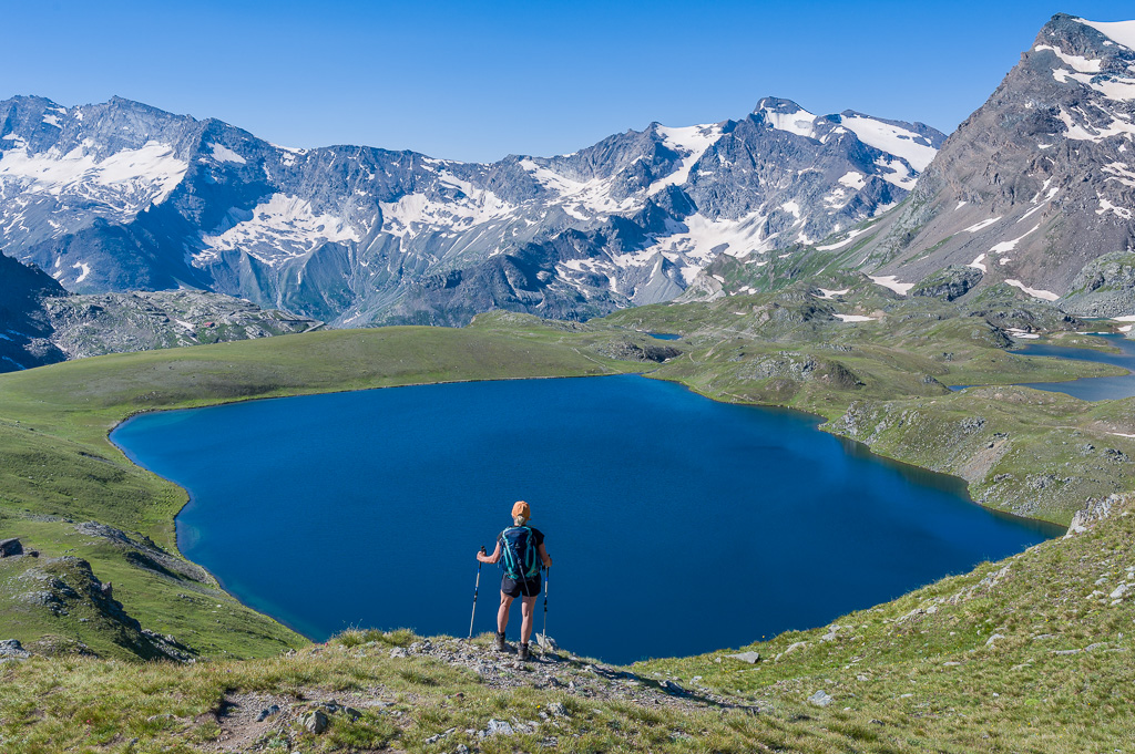 randonnée au parc du Grand Paradis devant le lac Rossett
