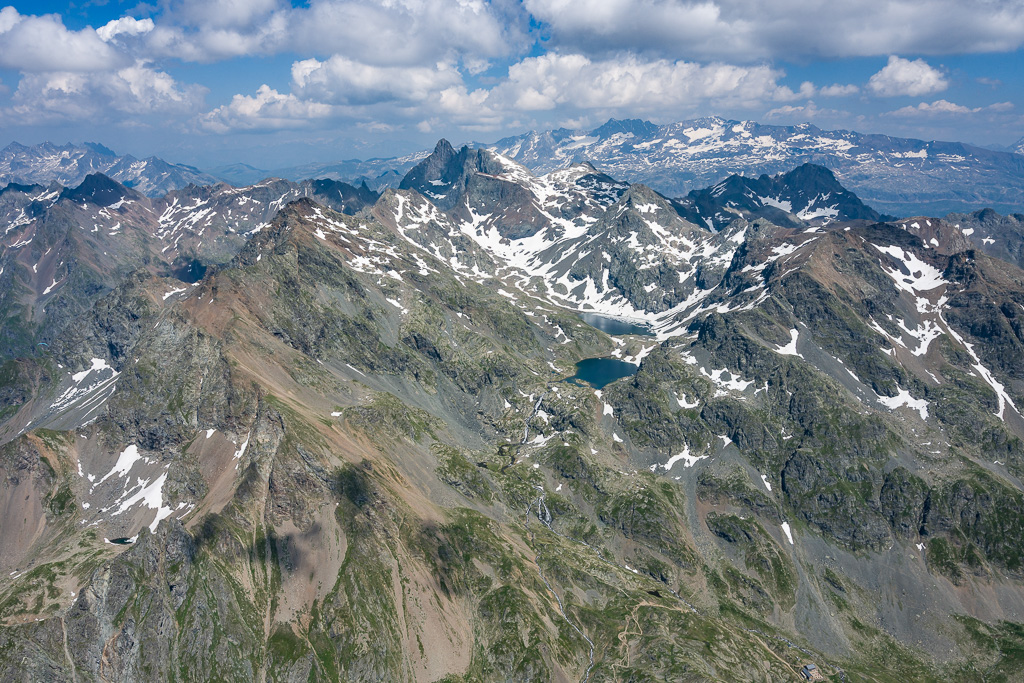 Vue aérienne du Grand Pic dans le massif de belledonne