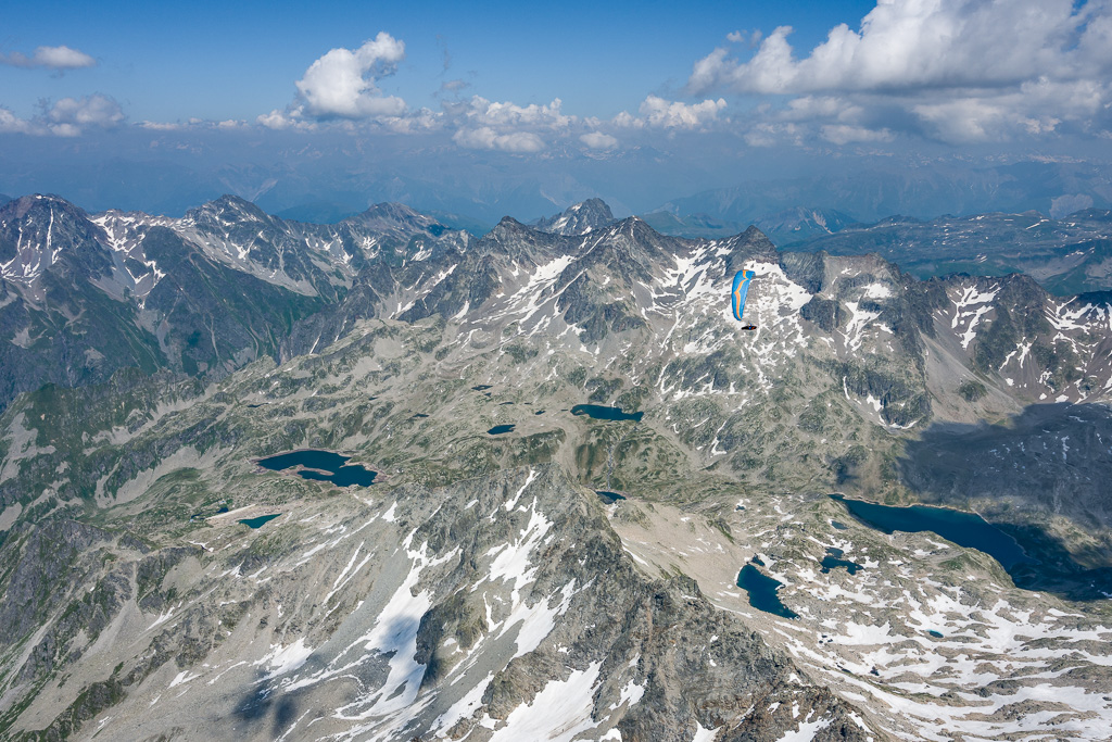 Survol des lacs des 7 laux en parapente