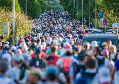 Foule de coureurs au départ d'une course de l'Ut4M